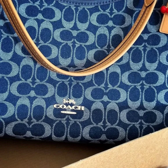 🎩Coach Blue Denim Monogram Shoulder Bag Everyday Crossbody - Picture 3 of 9
